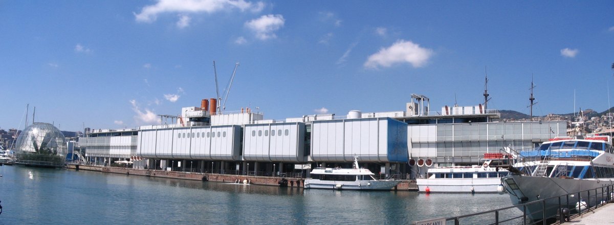 Small panorama of the Genoa aquarium